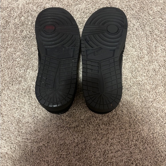 travis scott lows black main image 2